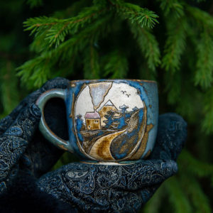 Кружка керамическая Домик в лесу