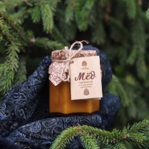 Мёд Таёжный с кедровыми орешками / 220 г